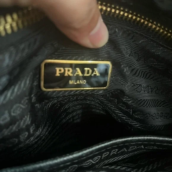 PRADA 2 WAY BEAR TOTE - Picture 14 of 16